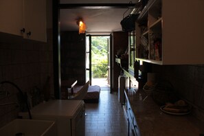 Frigorifero, forno, lavastoviglie, macchina per tè/caffè