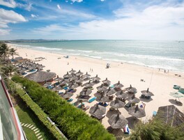 Playa privada, arena blanca