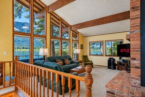 Unclassified image, 5 of 63, button - Lakefront | Dock | Hot Tub | Deck | Dogs | Views (Leavenworth)
