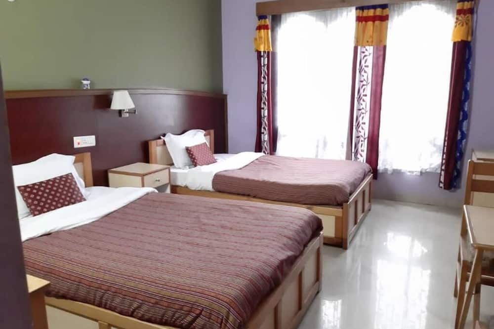 Centennial Hotel 2008