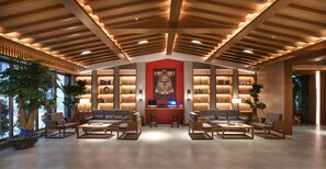 内部エントランス