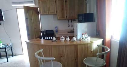 Neben Studio Jimenez