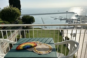 Outdoor dining - N019 - Numana, prestigious four-room apartment with sea view (Numana)