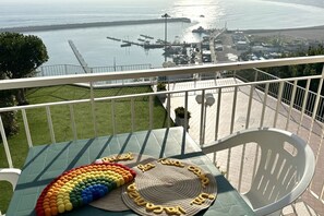 Outdoor dining - N019 - Numana, prestigious four-room apartment with sea view (Numana)