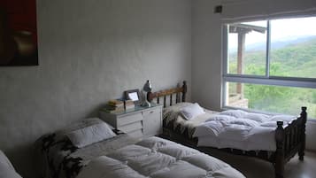 3 camere