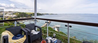 Marine Point, Mevagissey - sensational cliff top views of harbour and bay