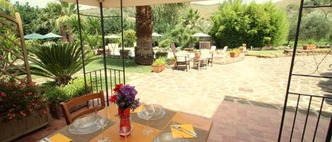 Restauration en plein air