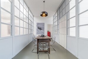 Dining - Esquilino Industrial Loft (Roma)