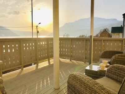 Utsikten soløy nr 4, casa de vacaciones con fantásticas vistas sobre el fiordo y con capacidad para 4