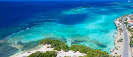 Liegestühle, Strandtücher