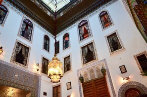 Exterior - Riad Le patio de Fes - Canelle (Fès el-Bali)