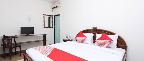 Standard Double Room, 1 Double Bed | Free WiFi, bed sheets