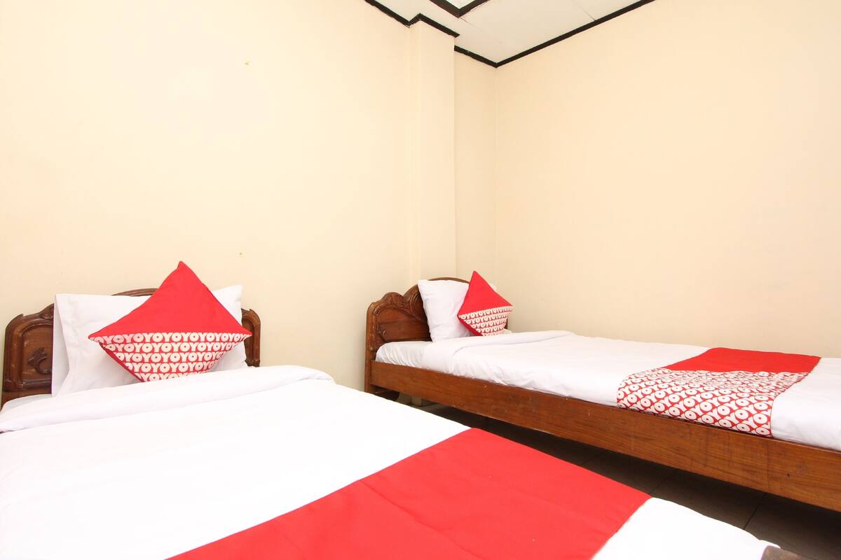 Standard Twin Room, 2 Twin Beds | Free WiFi, bed sheets