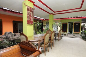 Lobby - OYO 434 Hotel Parahiyangan Syariah (Bandar Lampung)
