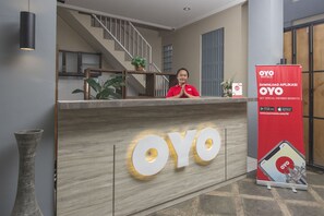 Reception - OYO Life 647 Irooms Homestay (Ngaglik)