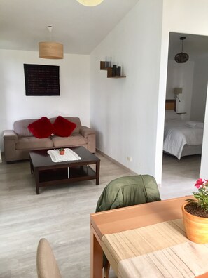 1 bedroom, free WiFi, bed sheets - Chachapoyas Bungalows !! Three minutes in car from Plaza de Armas. Be Comfortable (Amazonas)