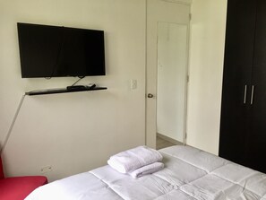 1 quarto, Wi-Fi de cortesia, roupa de cama