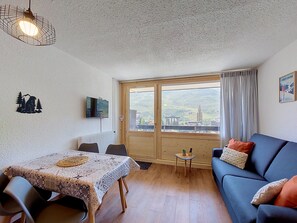TV - Aravis 314 by Interhome (Les Menuires)