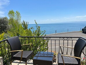 Quang cảnh nhìn từ nơi lưu trú