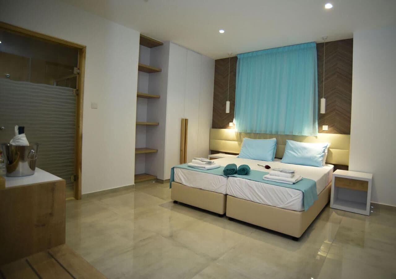 1 bedroom, memory-foam beds, in-room safe, desk