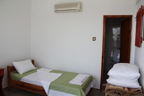 1 bedroom, in-room safe, desk, blackout drapes - Hisarlik Hotel (Çanakkale)