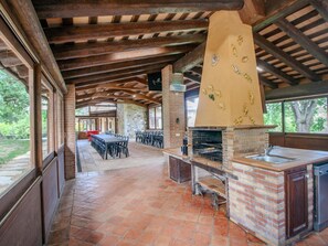 Outdoor dining - Villa for 23 people. BBQ, large pool, near Barcelona (Riudarenes)
