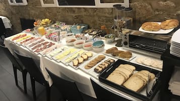 Dagelijks ontbijtbuffet (toeslag)