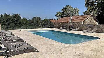 Outdoor pool, a heated pool