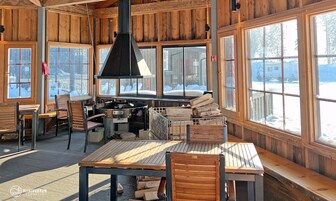 Área de parrillas y picnic