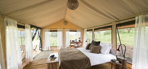 In-room safe, desk, bed sheets - Nyikani Camp- Central Serengeti (Serengeti)