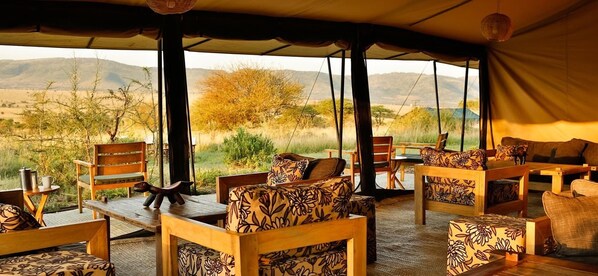 Lounge - Nyikani Camp- Central Serengeti (Serengeti)