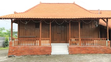 住宿正面
