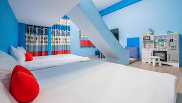 Castle Quadruple Room | Children's theme room