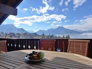 Outdoor dining - Sunset B 11 by Interhome (Villars)