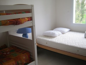3 chambres, fer et planche Ă repasser, Wi-Fi gratuit