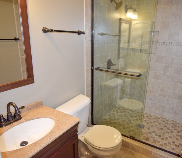 Shower, towels
