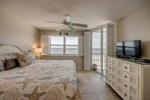 2 slaapkamers, een strijkplank/strijkijzer, gratis wifi, beddengoed