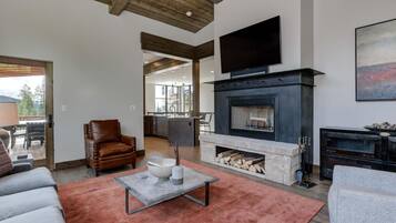 Téléviseur, foyer, jeux vidéo, chaîne audio