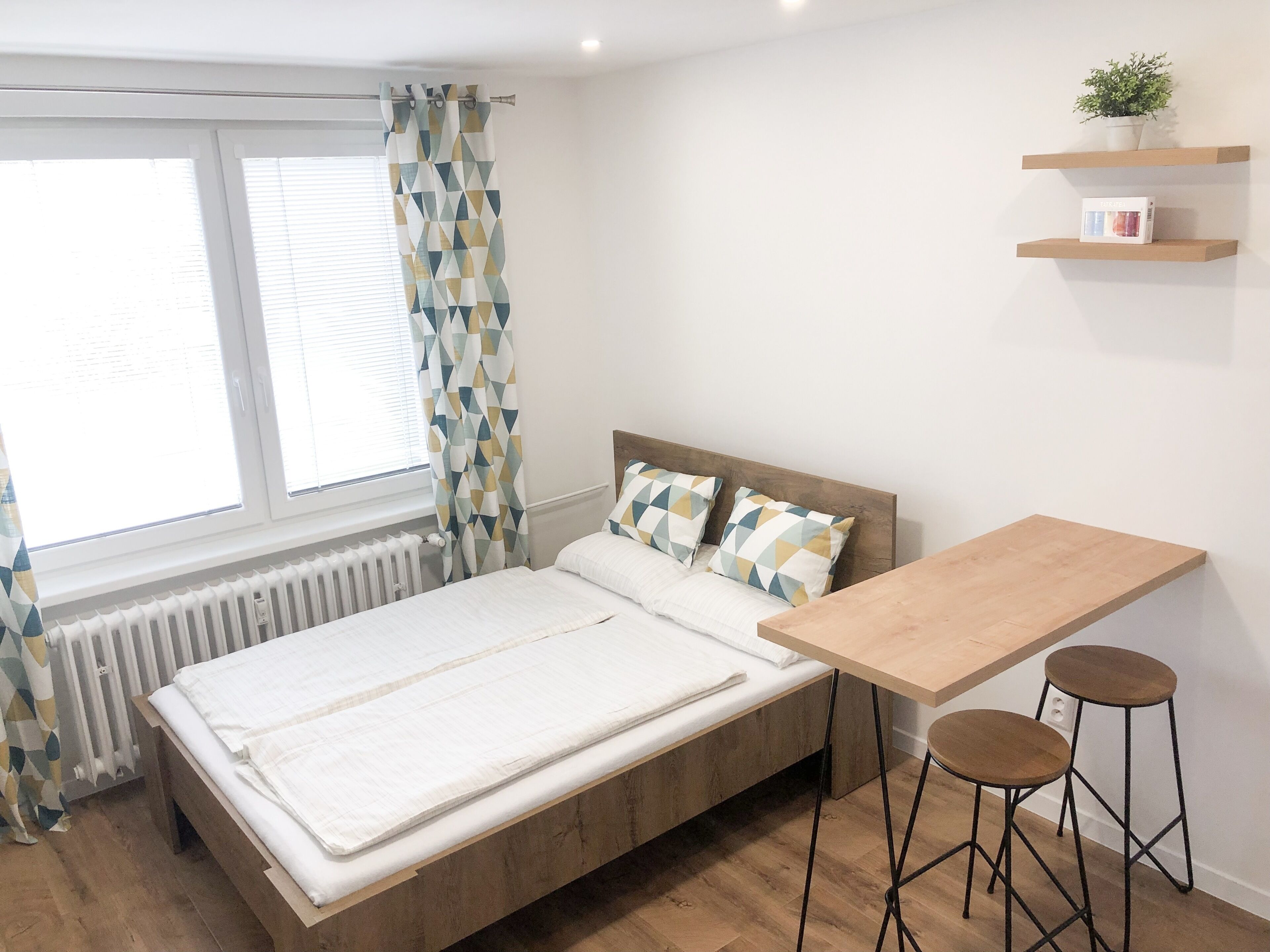 1 quarto, escrivaninha, ferros/tábuas de passar roupa, Wi-Fi