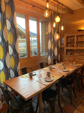 Daily buffet breakfast (EUR 18 per person)