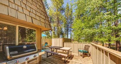 Spacious dog-friendly home with a game room, private hot tub, & SHARC access