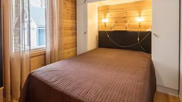 1 chambre, fer et planche à repasser