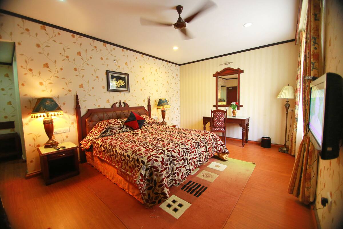 In-room safe, soundproofing, free WiFi, wheelchair access