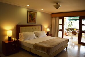 7 slaapkamers, een kluis op de kamer, gratis wifi, beddengoed