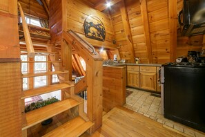 雪櫃、微波爐、焗爐、爐具