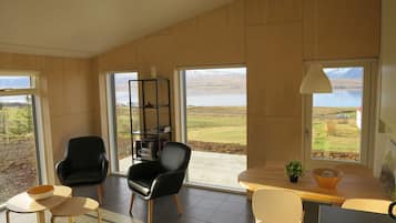 Appartement, 2 chambres | Coin séjour