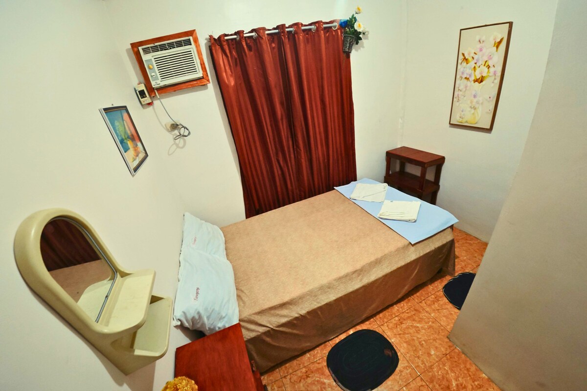 Standard Room | Bed sheets