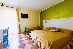 Cunas gratuitas, wifi gratis y ropa de cama