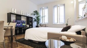2 bedrooms, individually furnished, desk, laptop workspace