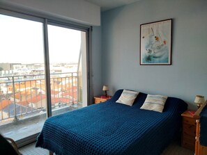 2 bedrooms